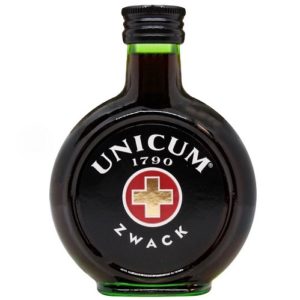 Zwack Unicum 4 cl liqueur aux herbes hongrois